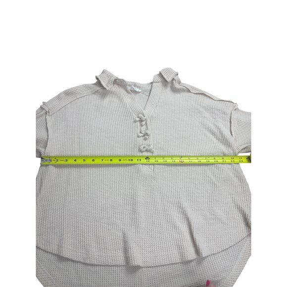 Fantastic Fawn Beige Waffle Knit Henley Top Women’s Size M Long Sleeve Boho - Picture 4 of 7